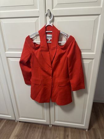 Spezieller Anzug von Ipekyol, Blazer mit cut outs 38, Hose40