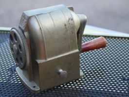 SPITZMASCHINE VINTAGE ANTIK