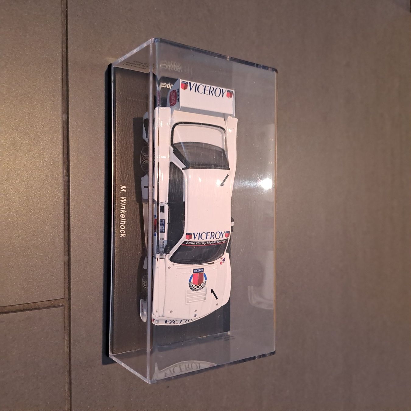 Modellini d'auto: Modellauto 320 Winner Macau 1981 M. Winkelhock 1/43 Limitier – Nuovo e nell'imballaggio originale da Horw venduto da Apolo750 3