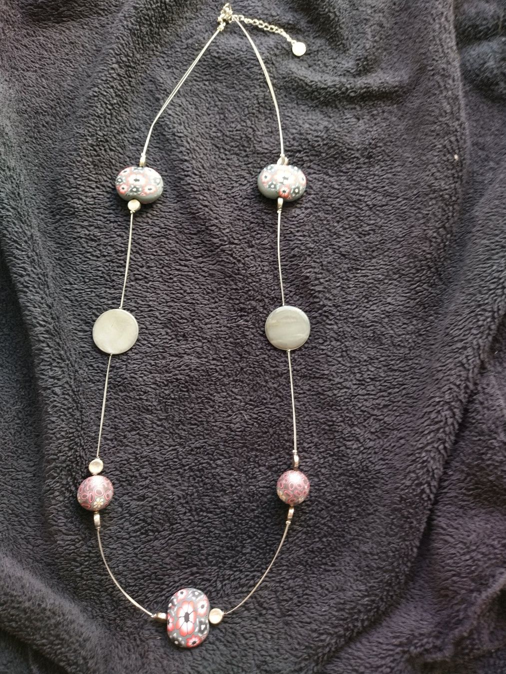 Catenine: Collier sautoir grosse perle – Usato da Mühleberg venduto da Eliboub
