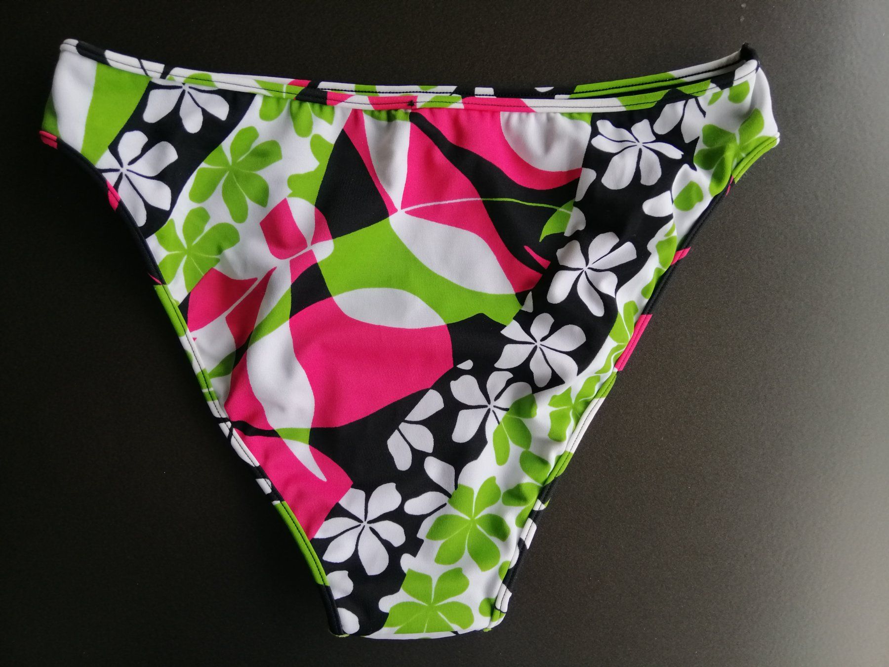 Costumi da bagno & Bikini: Bikini Grösse 36 – Nuovo (secondo la descrizione) da Kleindöttingen venduto da wsu_95mw 2