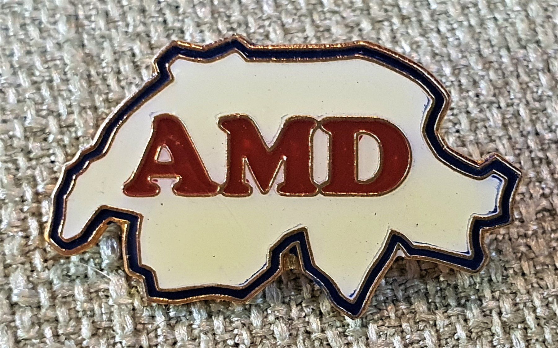 Placchette & Badge: K061 - Pin Schweiz AMD – Usato da Reinach BL venduto da Boston-Verkauf
