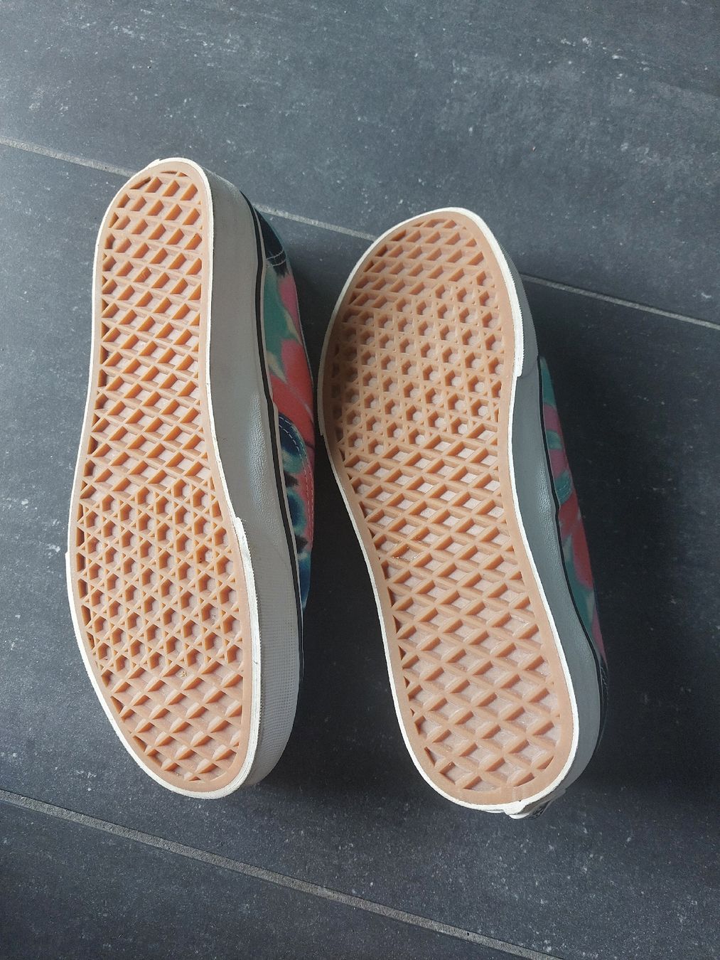 Chaussures femmes: Vans Batik Style  – Neuf (Voir description) à Siebnen par LastChanc2 1