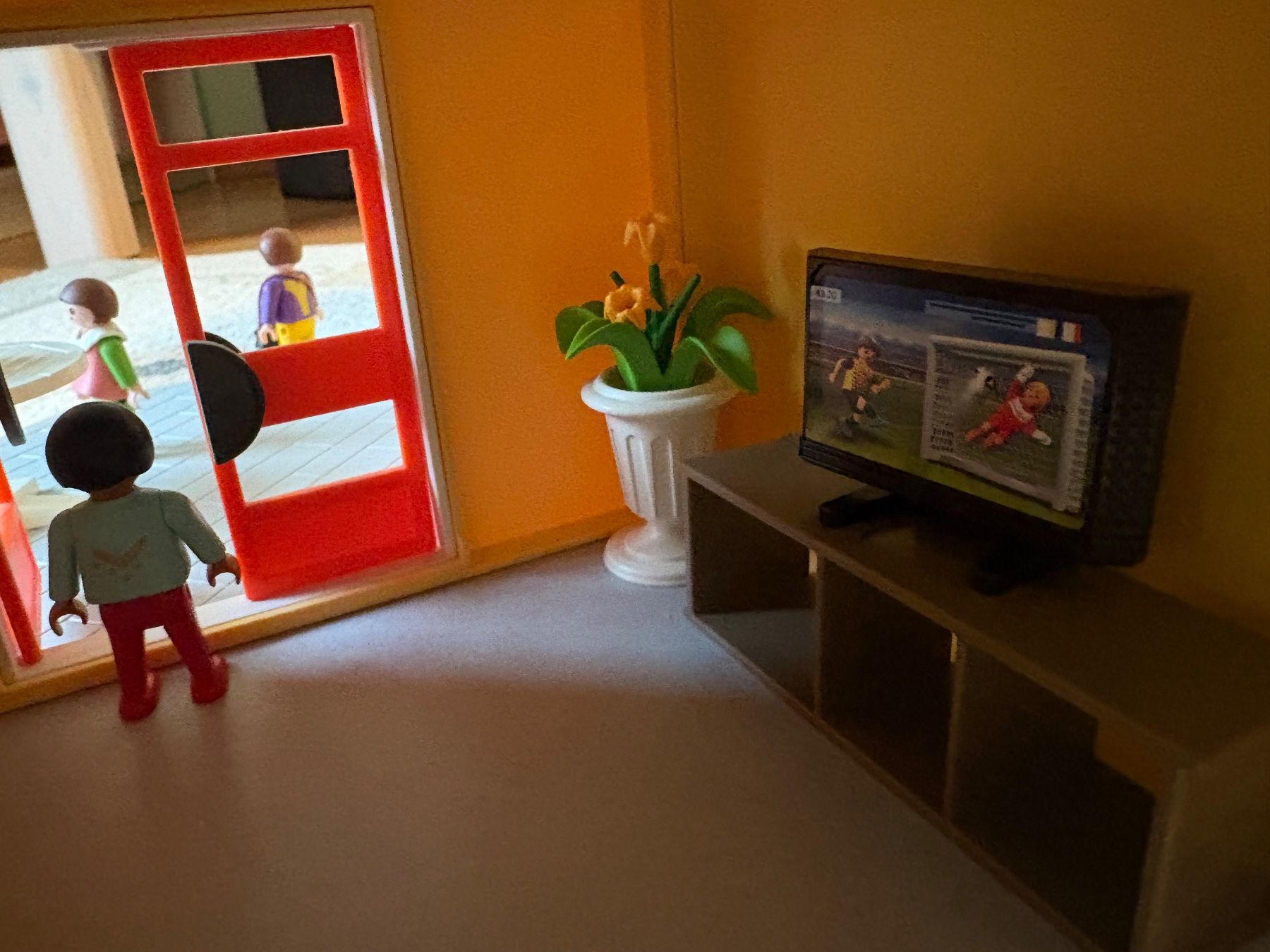 Playmobil Giocattoli: Playmobil Wohnhaus mit Einrichtung – Usato da Henggart venduto da Jacqueline_Kesseli 6