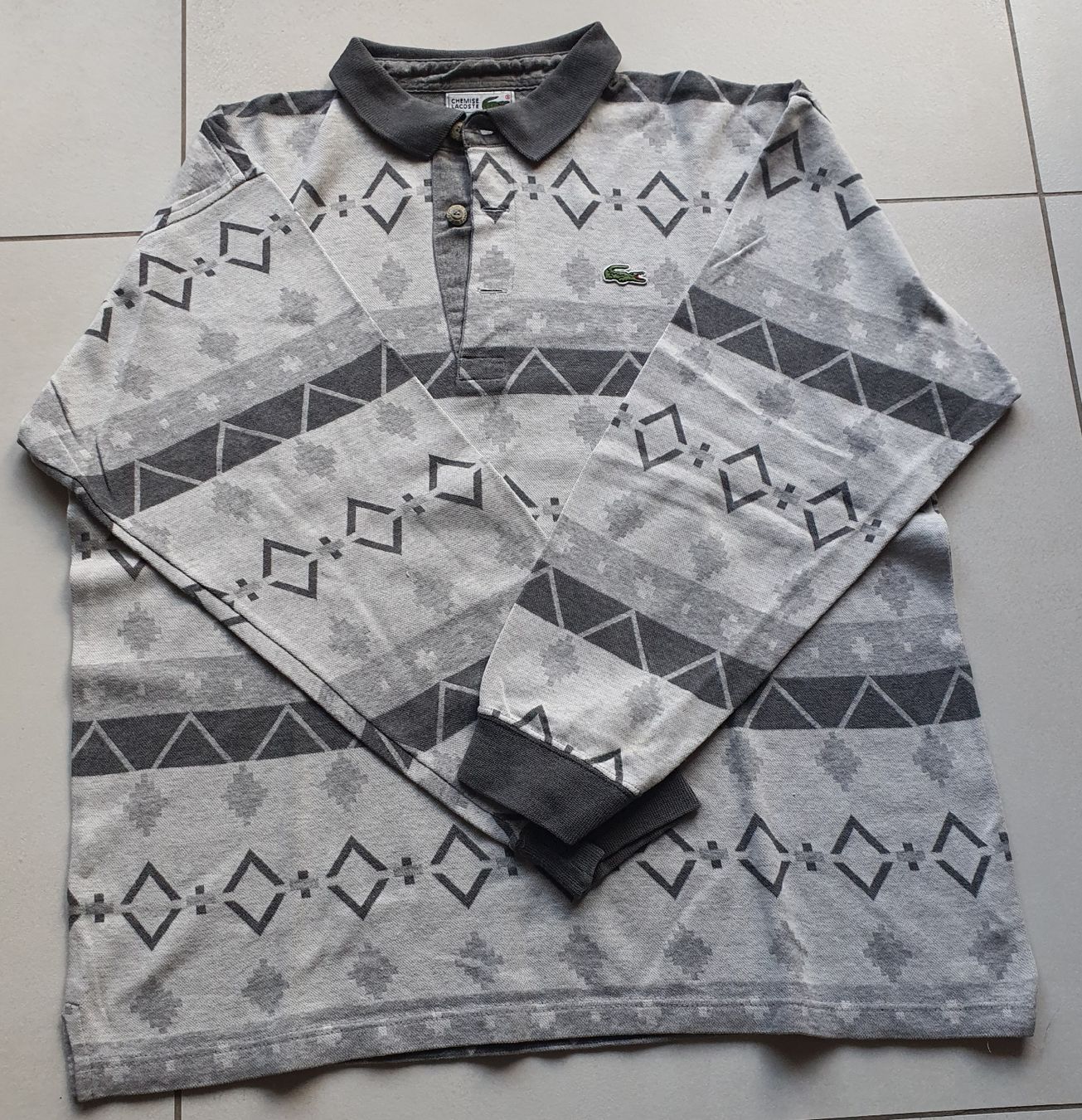 Lacoste Maglioni & Felpe: Pull Lacoste gris taille M – Nuovo (secondo la descrizione) da Vouvry venduto da Arwenne 1