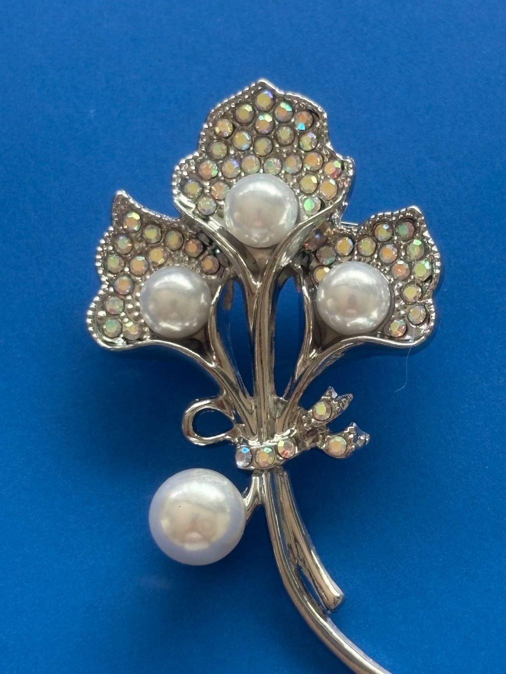 Broschen & Nadeln: Luxus Elegante  Brosche mit Kunstperlen Farbe: Silber – Neu (gemäss Beschreibung) aus Biel-Bienne von Roserosse13 1