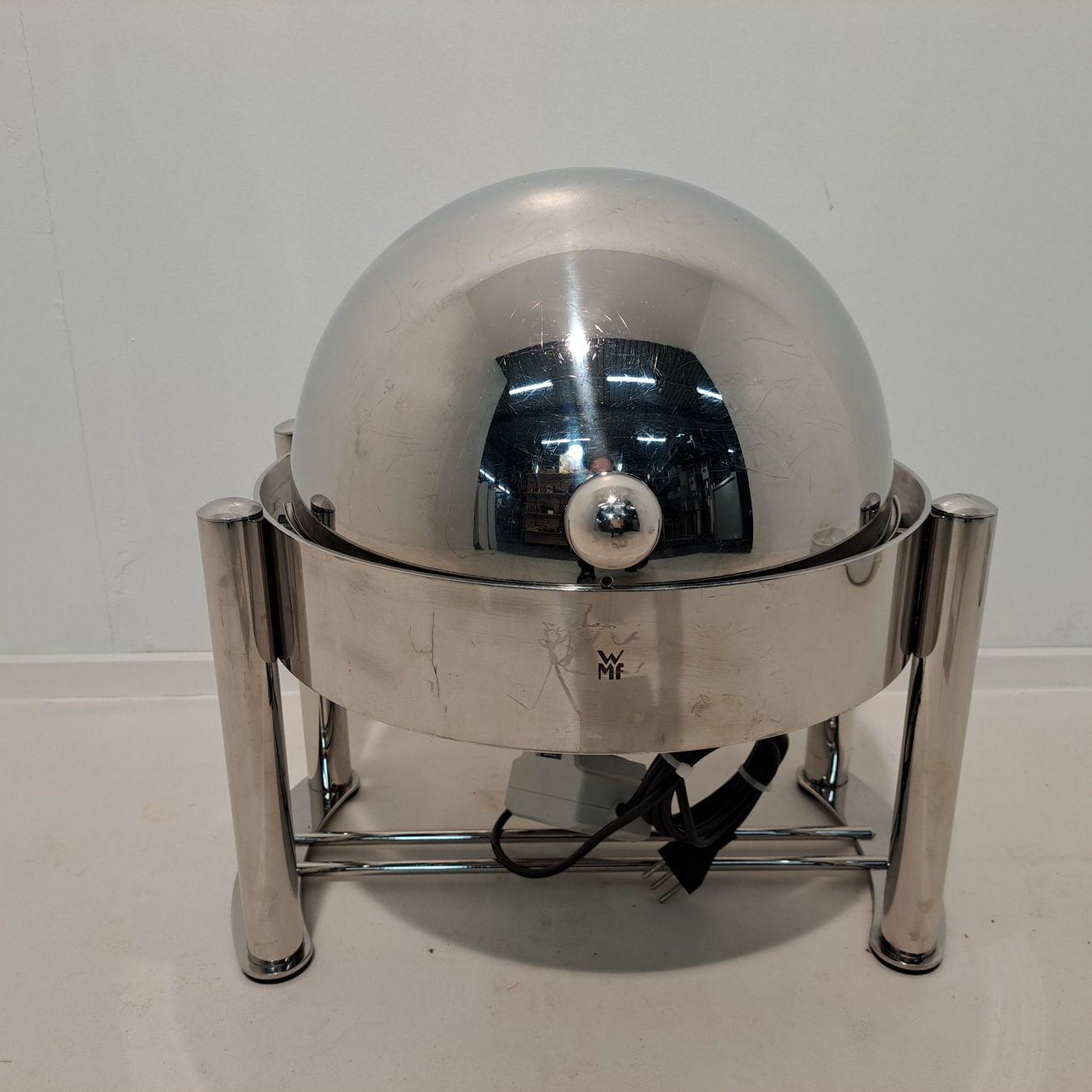 WMF Küchengeräte: Chafing Dish WMF rund, elektrisch – Gebraucht aus Wolhusen von Gastrorampe