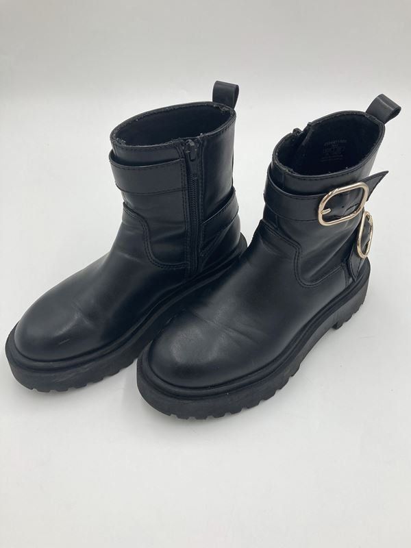 Zara Damenschuhe: ZARA | Schuhe | Schwarz | Grösse 35 – Gebraucht aus Wittenbach von Restwert_St-Gallen