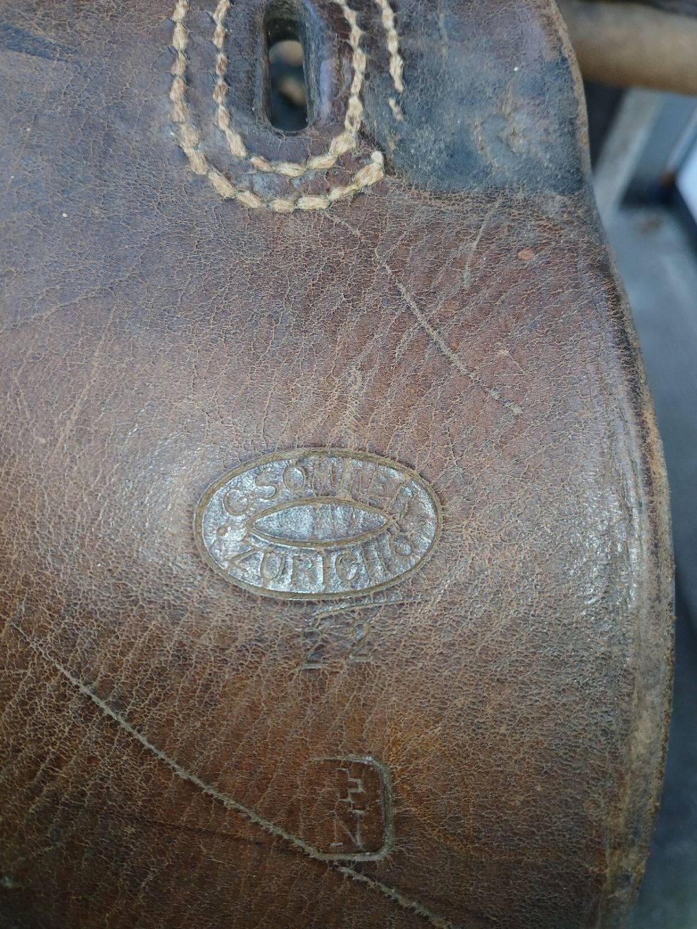 Selles, accessoires: Selle dragon – D'occasion à Le Château-Croix par ferominod 3
