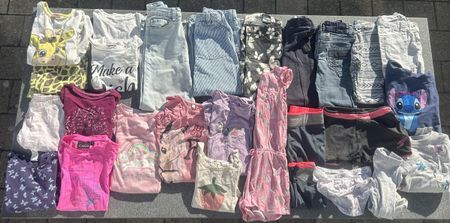 Grosses Kleiderpaket Gr. 122-128