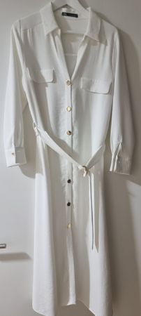 Kleid von Zara