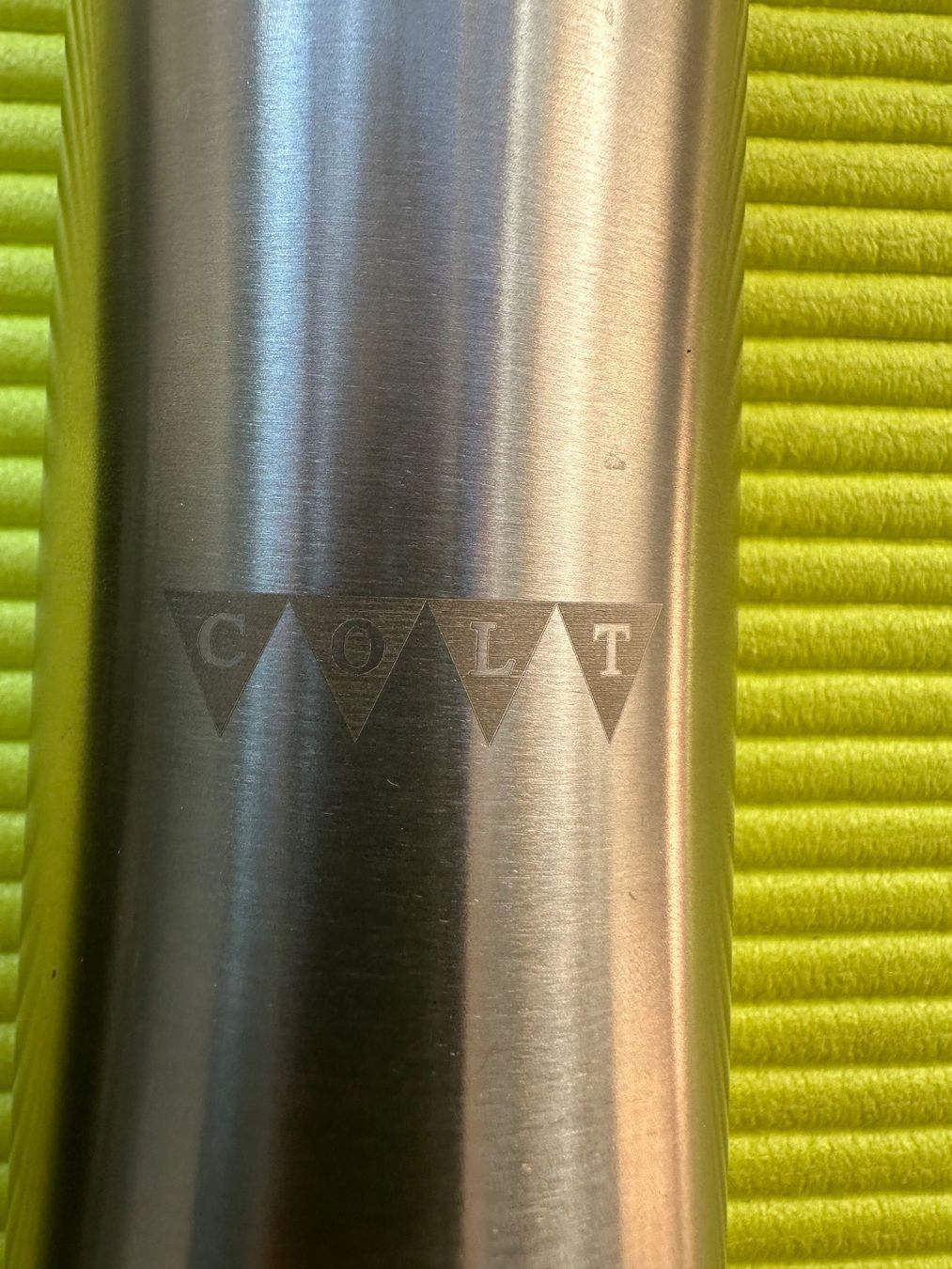 Gourdes & Thermos: Thermosflasche 0.7l mit Tragetasche – D'occasion à Stallikon par Rsiri 1