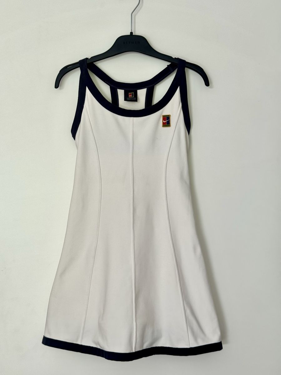 Nike Vestiti: Nike Tenniskleid, Weiss,  XS – Usato da Luzern venduto da 8umbl_bee