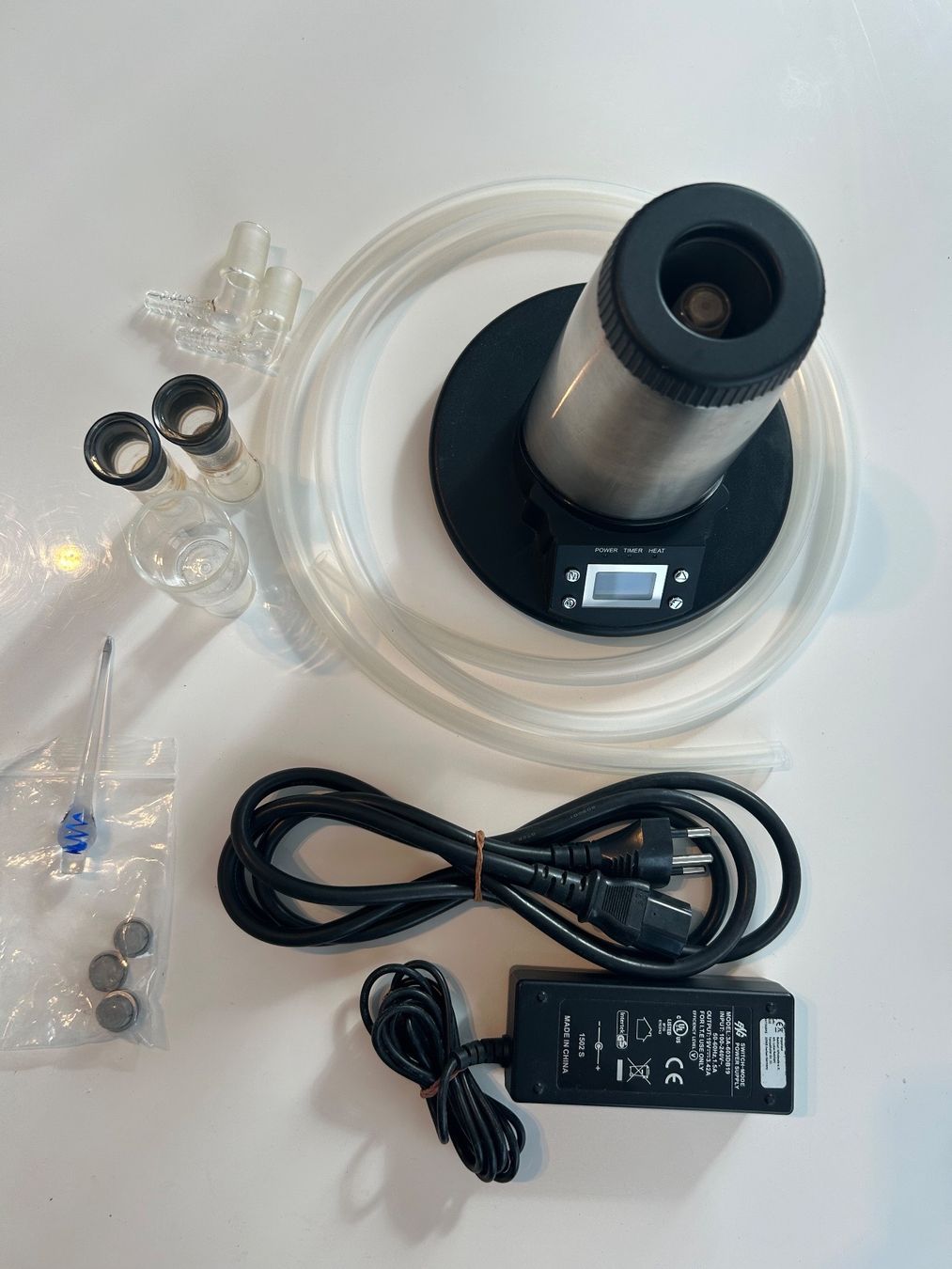 Arizer V-Tover Vaporizer mit neuem Schlauch (Gebraucht) in Ebikon fr CHF  35  mit Lieferung auf Ricardo kaufen