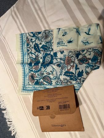 Foulard Ines de la Fressange Paris neu mit Etui, Linvosges