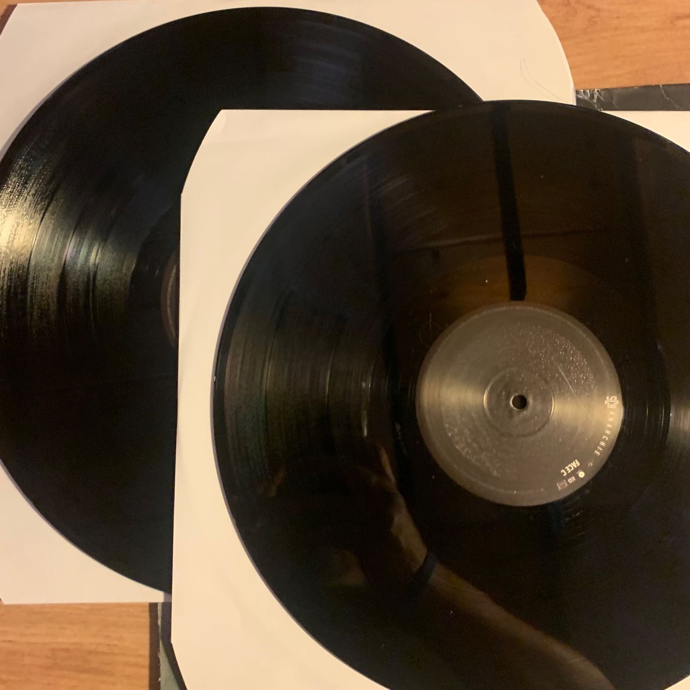 Dischi in vinile: SCH - ANARCHIE...OG FR 2016...VG+/VG+ – Usato da Gals venduto da Diskopat 4