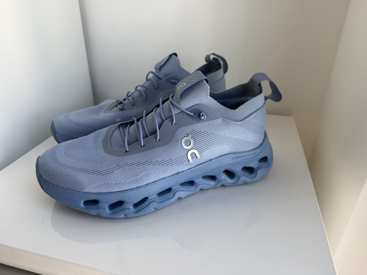 Loewe Damenschuhe: Loewe On running Cloudtilt 41 – Gebraucht aus Châtelaine von Veradat 2