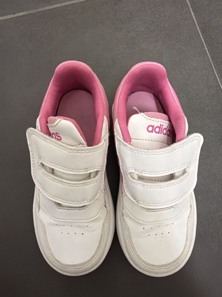 Adidas Scarpe per ragazze: Adidas baskets 27 – Usato da Cartigny venduto da l.luckuit 1