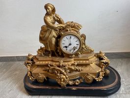 Schöne französische Kaminuhr von R. Schirrmann, Paris