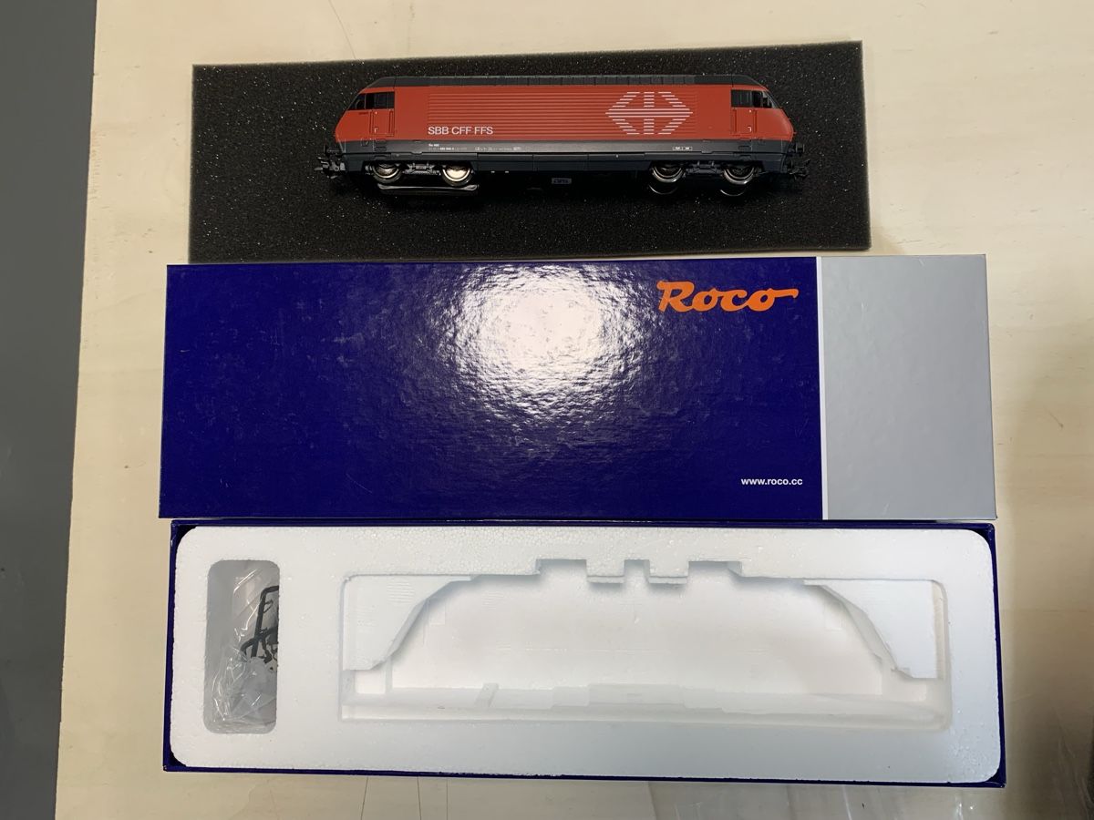 Roco Modellini di ferrovie: Roco SBB Re 460 Gütsch Refit AC Sound – Usato da Bern venduto da Fribi013 7