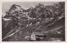 Musenalp, 1500m.ü.M. mit Aufstieg zum Urirotstock. 1942
