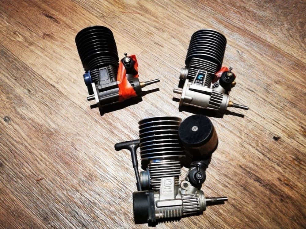 RC Kits de montage: Rennauto Benzin – D'occasion à Weesen par XXDampfmaschine 2
