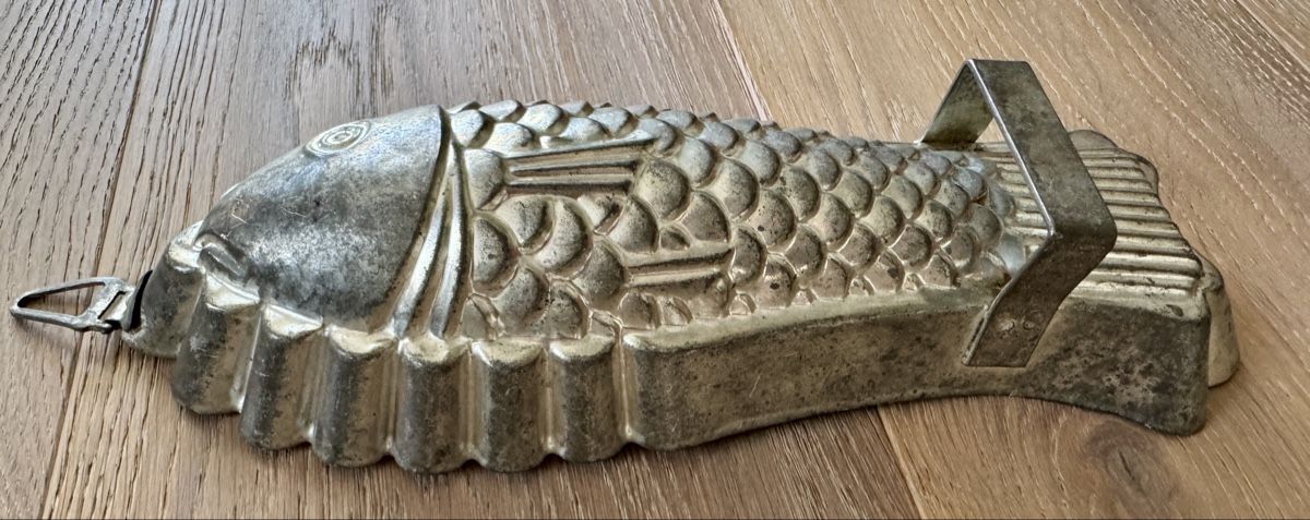 Backformen: Antike Backform Fisch Weissblech 27 cm – Gebraucht aus Rothrist von Luckywinner 1