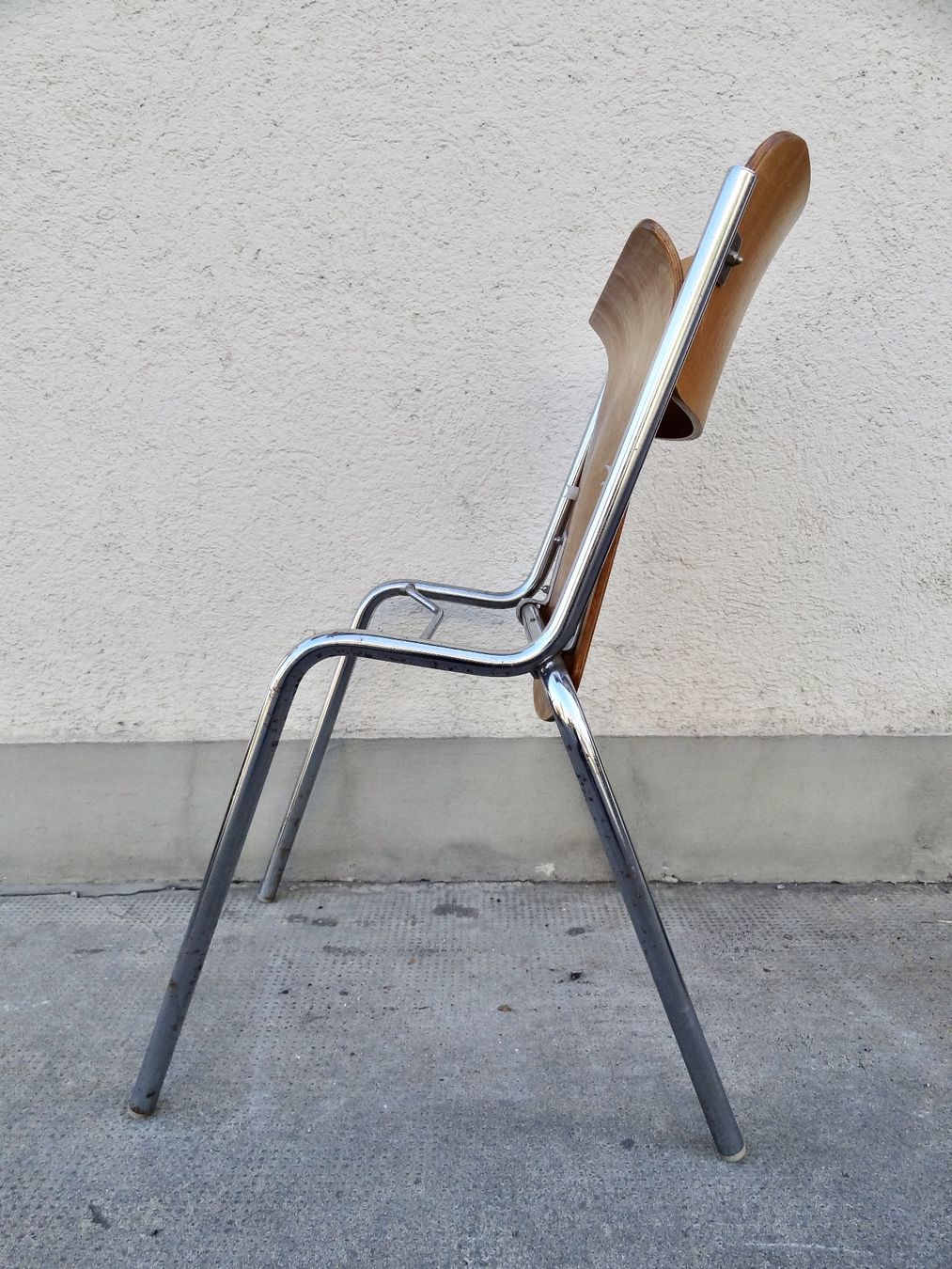Stühle: STAHLROHRSTUHL STAPELSTUHL KLAPPSTUHL – Gebraucht aus Kerzers von zimmergruen 9