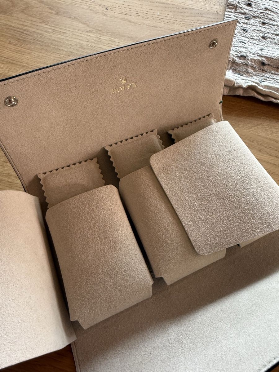 Rolex Valigie & Borse: Rolex leather watch roll x3 – Usato da Giubiasco venduto da Darkemperor 2
