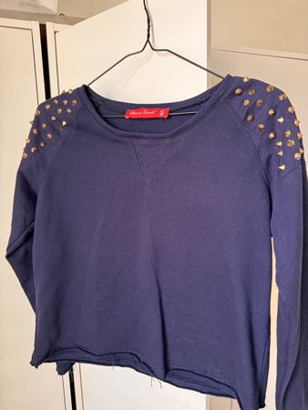 Pullover mit Kegelnieten blau Frauen