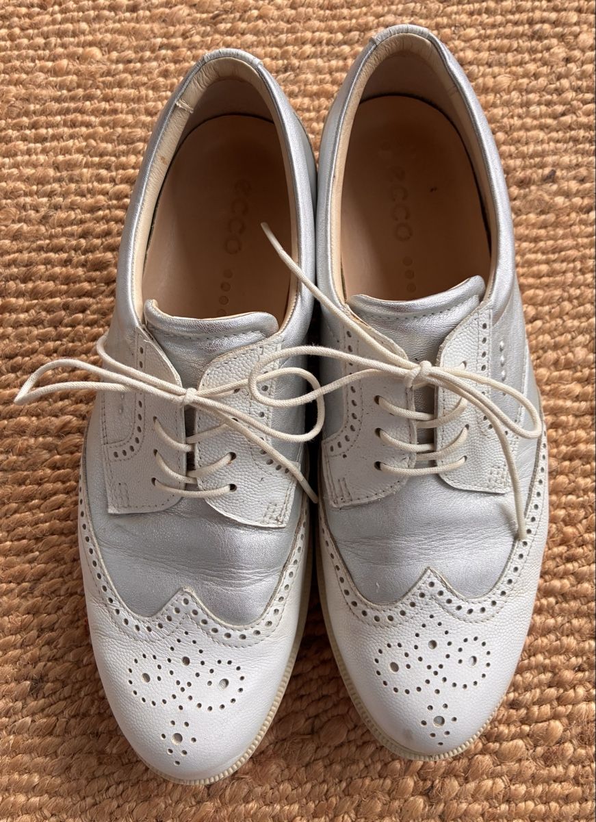 Ecco Scarpe da donna: Golfschuhe Gr. 40 Ecco für Damen – Usato da Triesen venduto da Einstein011