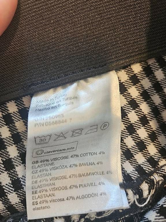Pantaloni: Hosen Set Karo/Vichy – Usato da Zürich venduto da leonard014 1