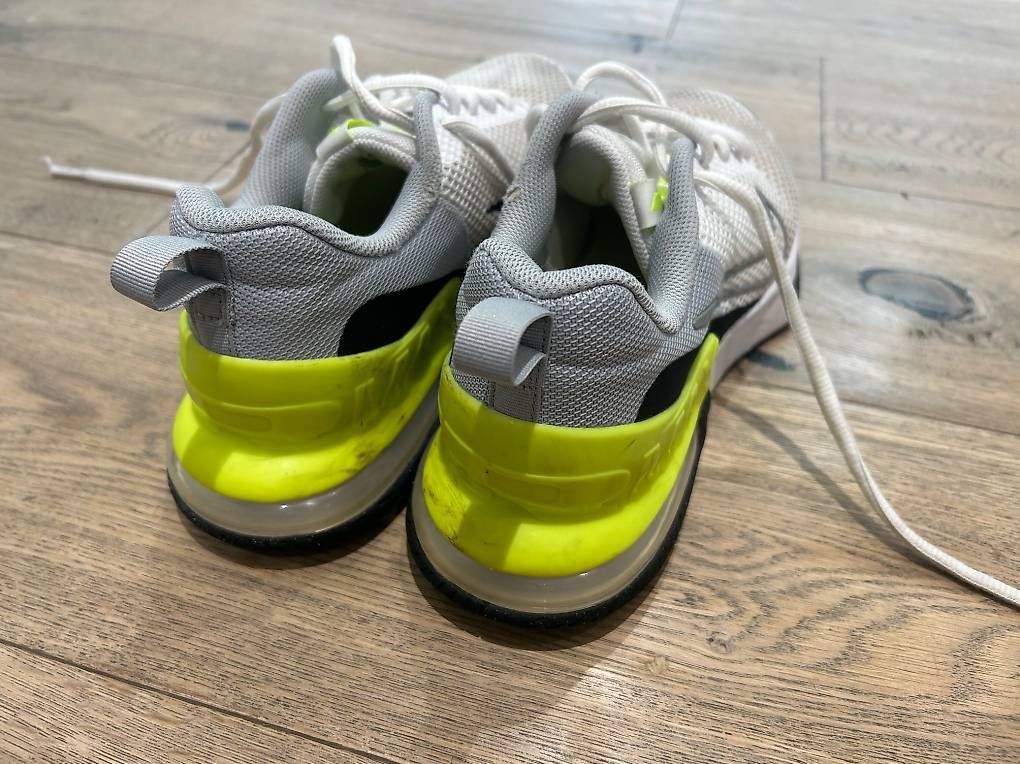 Nike Herrenschuhe: Nike Turnschuhe, Gr. 44 – Gebraucht aus Jona von grizzlyhedi01 1