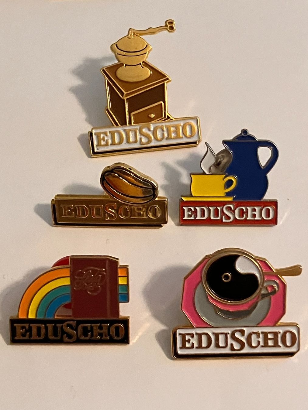 Placchette & Badge: 5 Pin Eduscho – Usato da Basel venduto da djwwpp