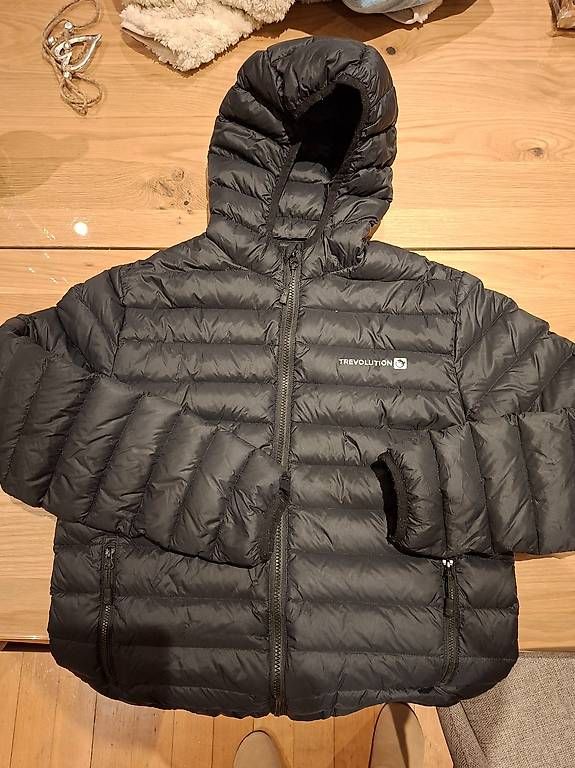 Jacken: Daunenjacke Gr 164 – Gebraucht aus Langenthal von Swissrunner