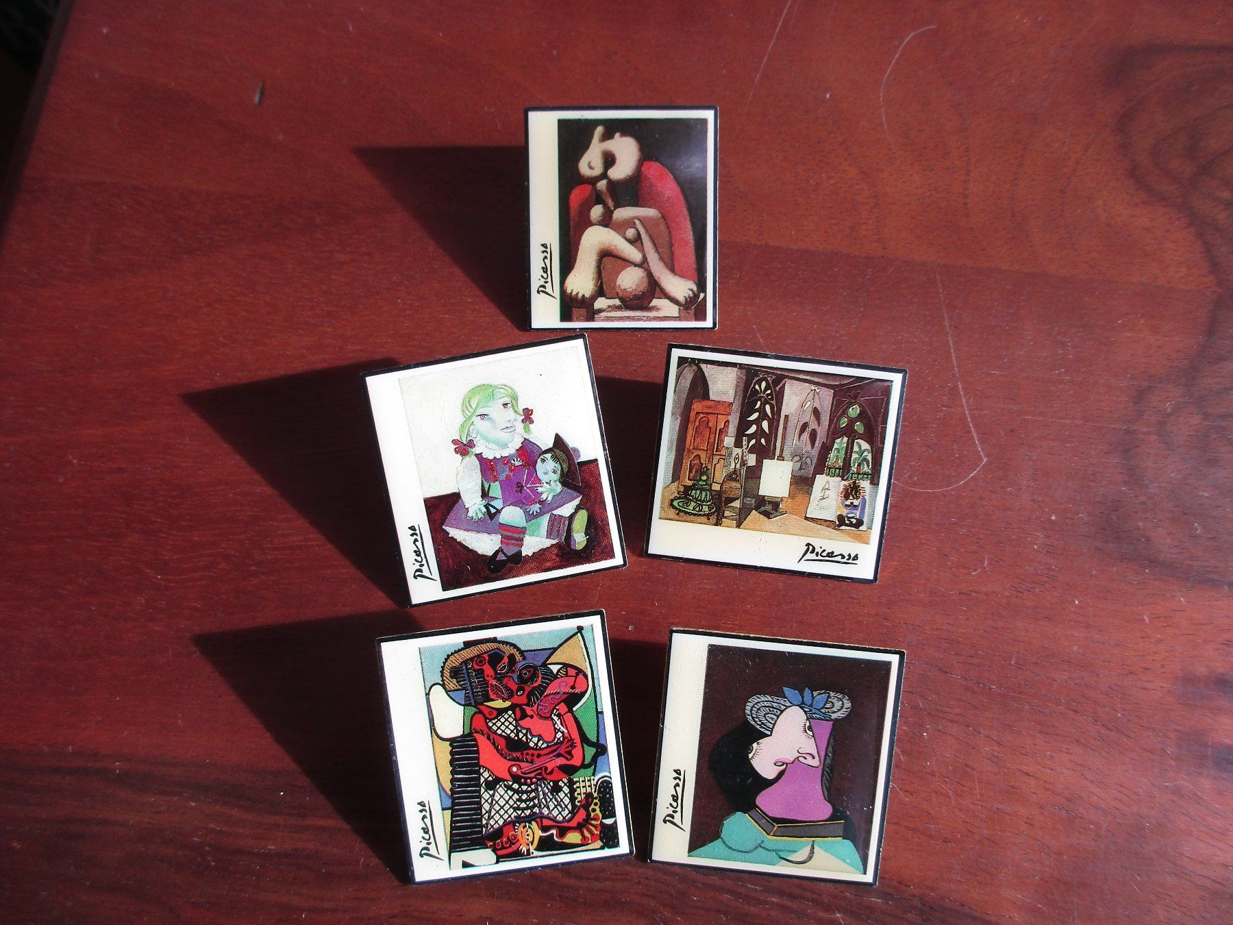 Placchette & Badge: 5x Pin von Picasso / Gemälde in Pinform / 1992 – Usato da Eschenbach LU venduto da Jack1711