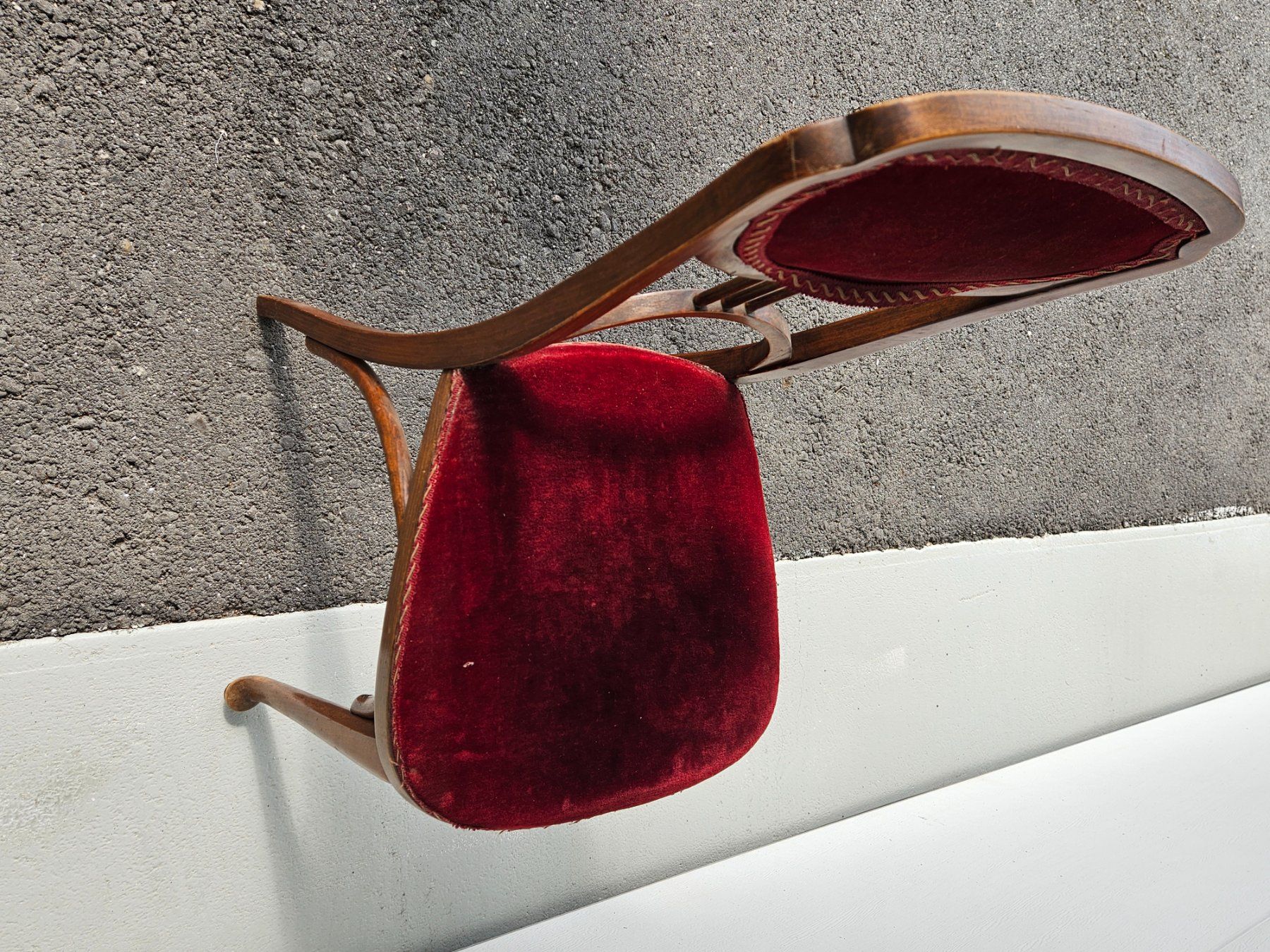 Thonet Sedie: Thonet Stuhl Wien – Usato da Altstätten SG venduto da Gartenmeister60 3