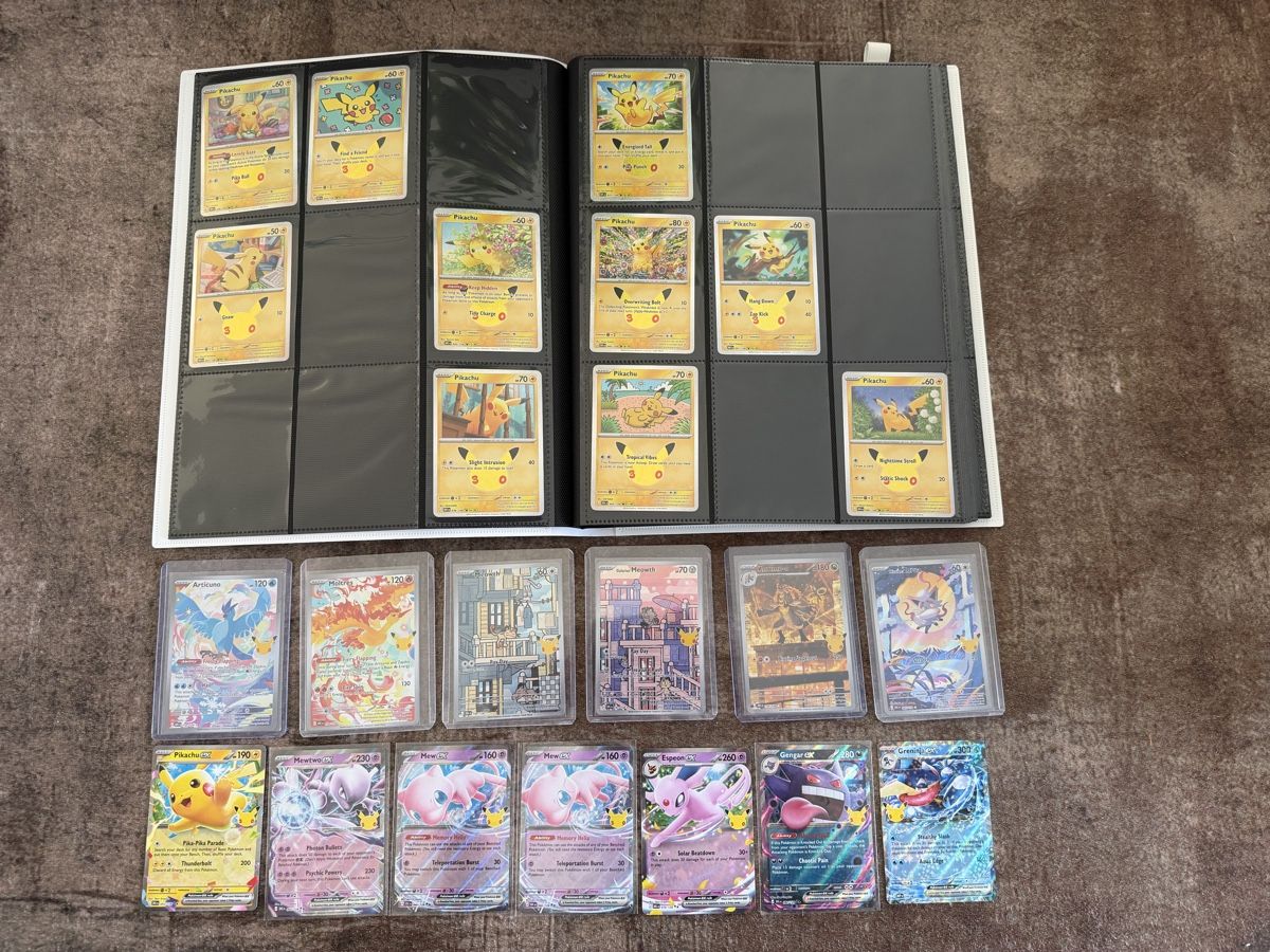 Pokémon Carte collezionabili: Binder 30th Pokemon + partial set + pulls – Nuovo (secondo la descrizione) da Pazzallo venduto da Schif_16 2