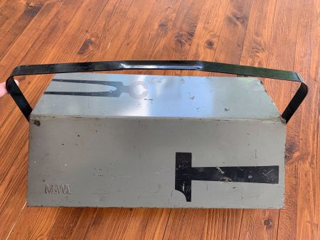 Vintage Meta Werkzeugkasten