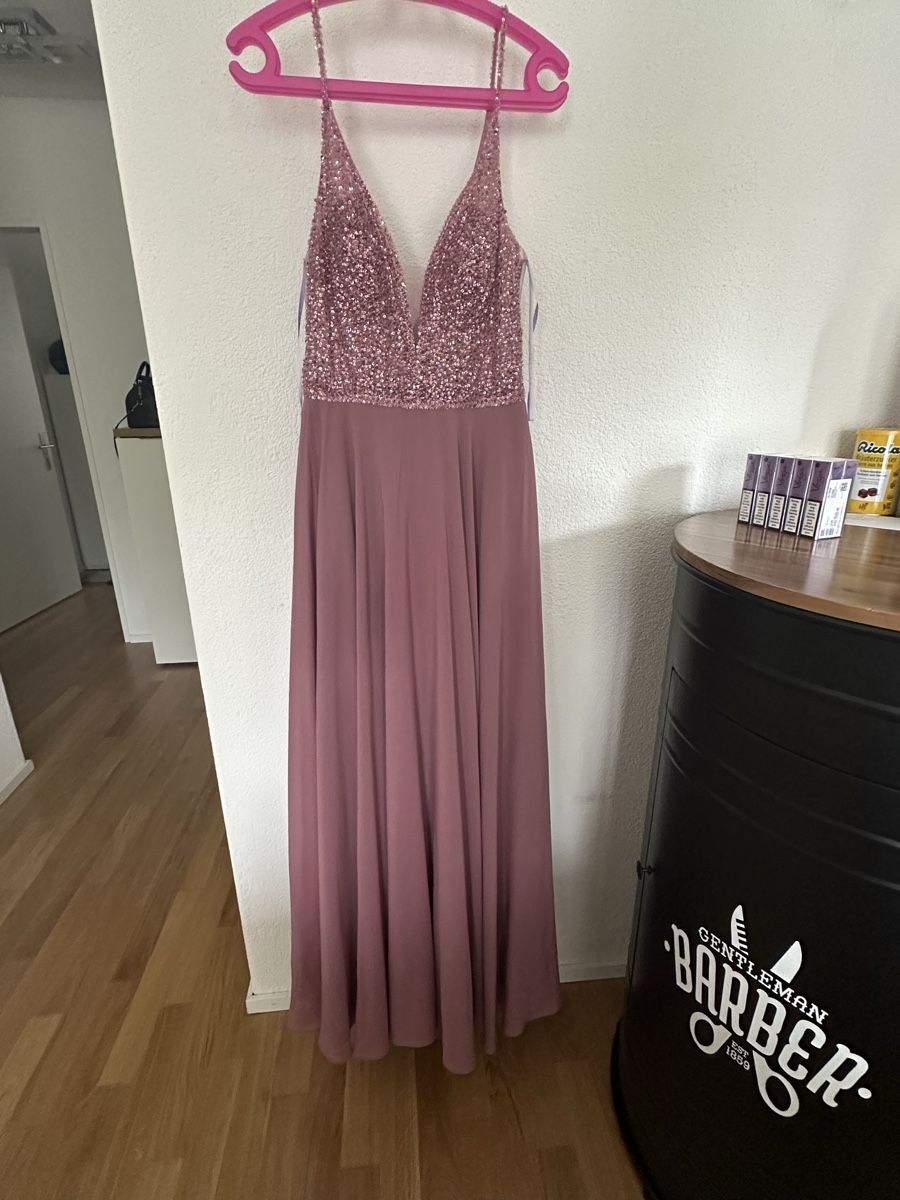 Kleider: Abendkleid heykyla Grösse 40 – Gebraucht aus Glattbrugg von SMusic98 3
