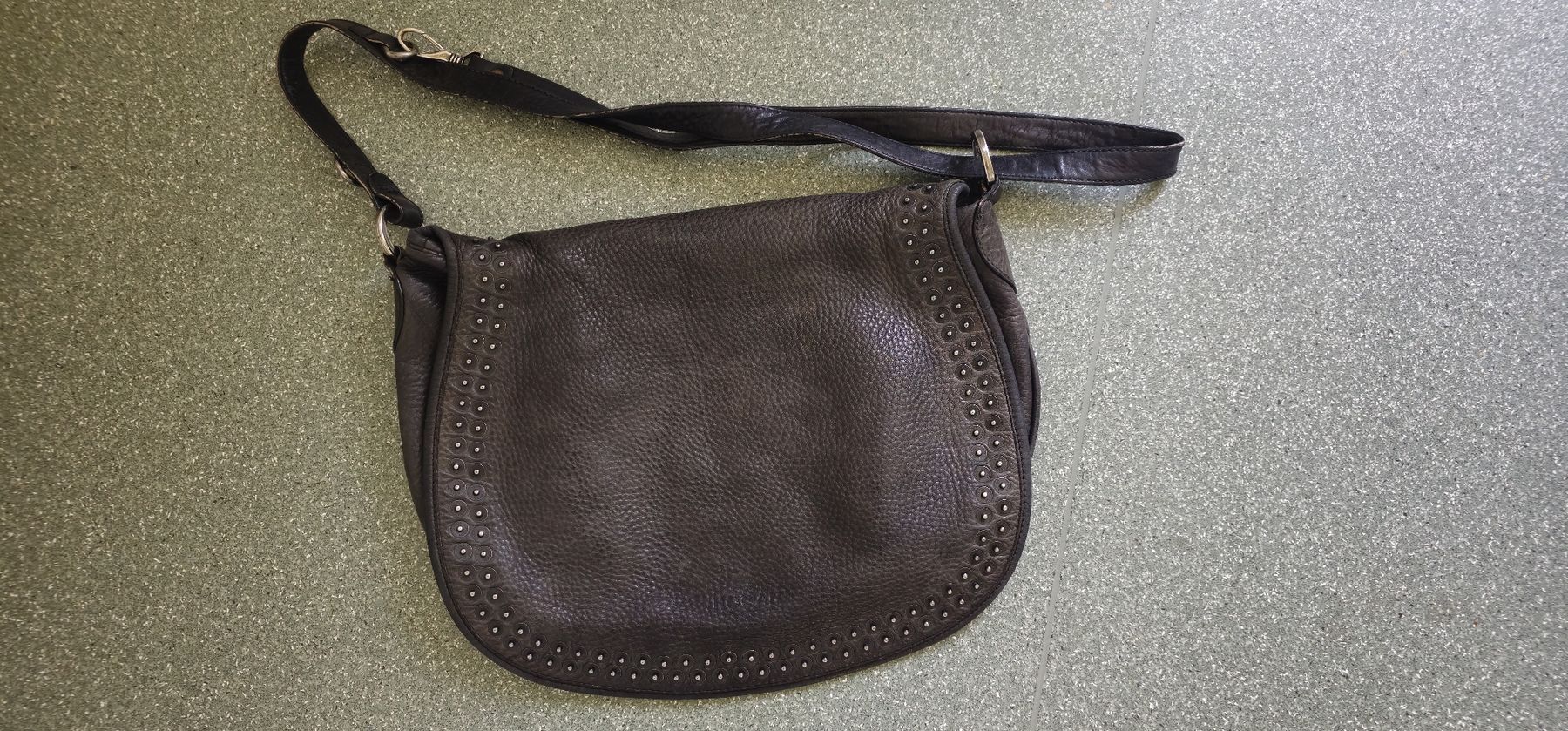Hogan Taschen für Damen: Dunkelgrüne Hogan Ledertasche – Gebraucht aus Luzern von TausendD 1