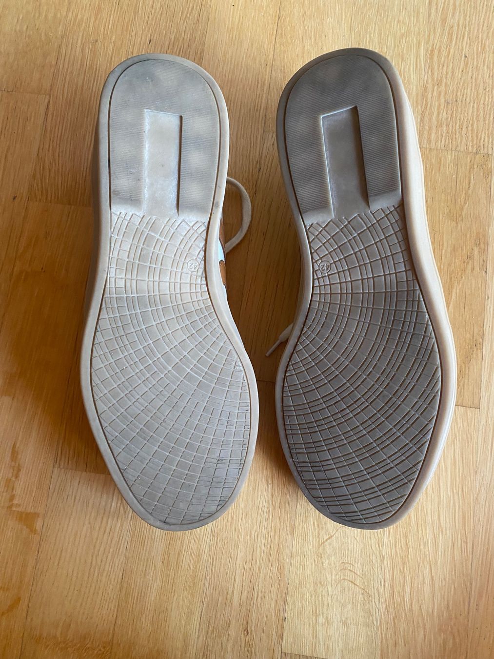 Scarpe da uomo: Herren Ledersneaker Strappa Grösse 42 – Usato da Trin-Mulin venduto da Tintengoldfisch 2