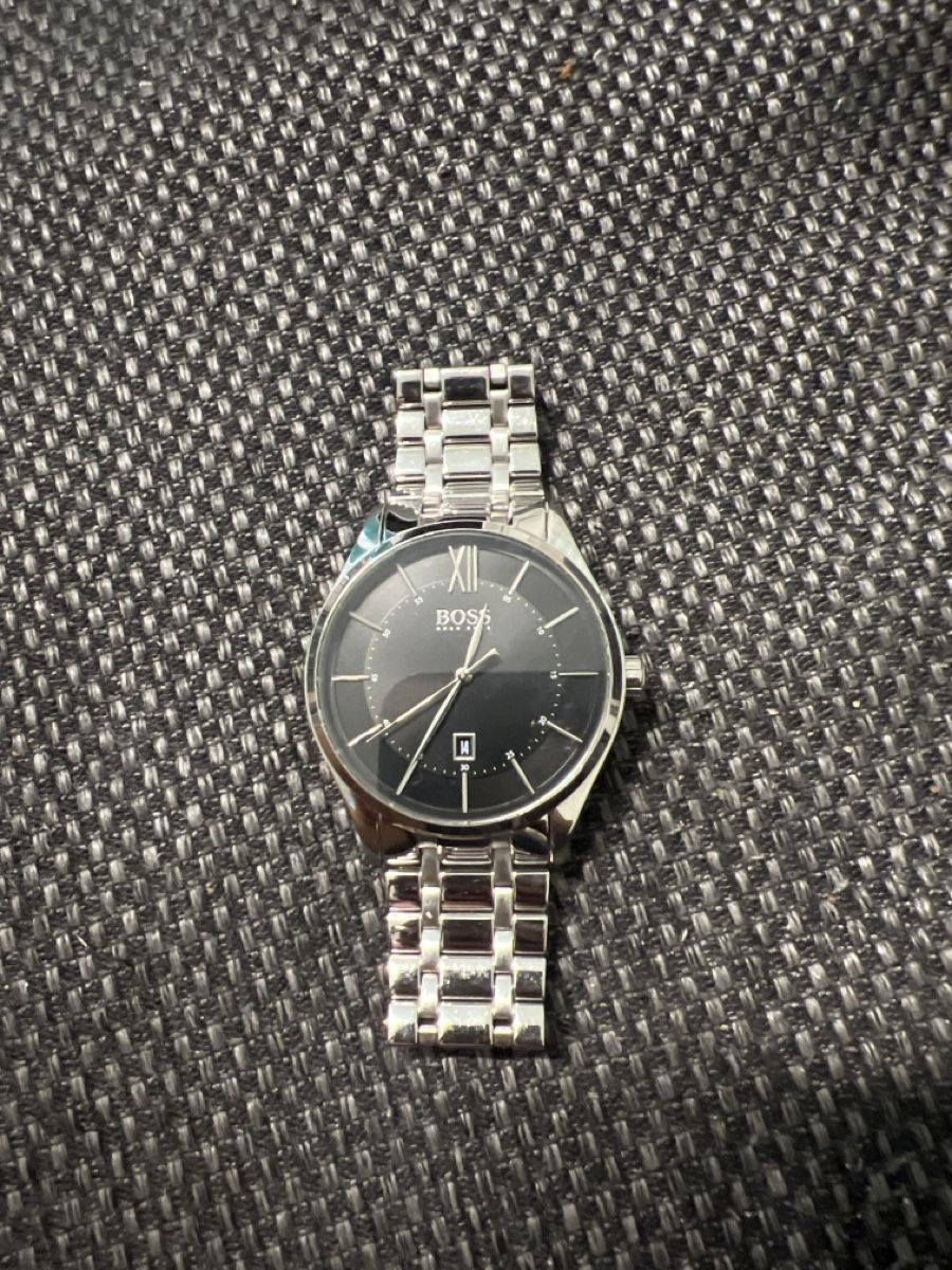 Hugo Boss Montres: Hugo Boss Uhr – D'occasion à Staufen par dca_rnm5
