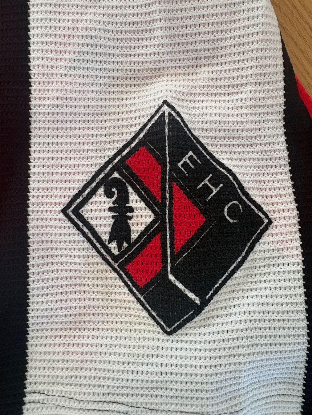 Canottiere & Pantaloni: ORIGINAL EHC BASEL TRIKOT TIBAS EHCB L – Nuovo (secondo la descrizione) da Zürich venduto da TRIKOTKAISER 3