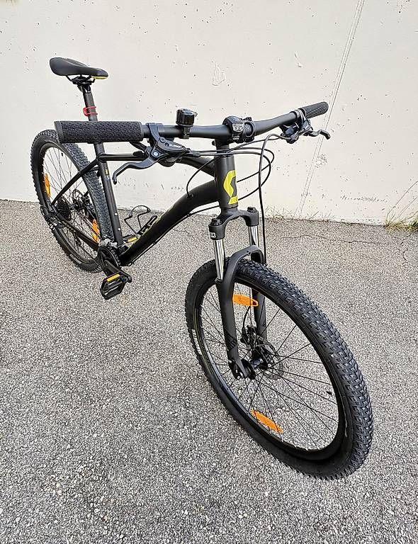Vélos: Scott Apect 760, schwarz Gr. L – D'occasion à Samedan par sroo
