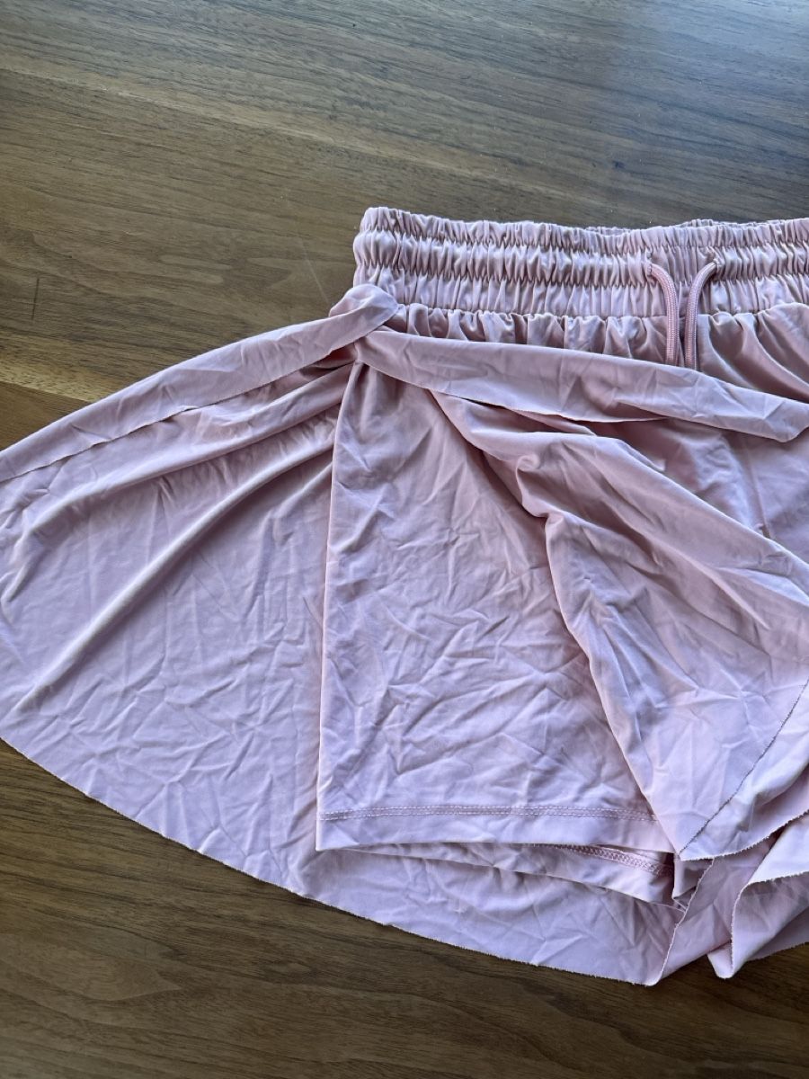 Stradivarius Pantalons: Sport Shorts Stradivarius rosa  – Neuf (Voir description) à Langenthal par Carmenweberr 1