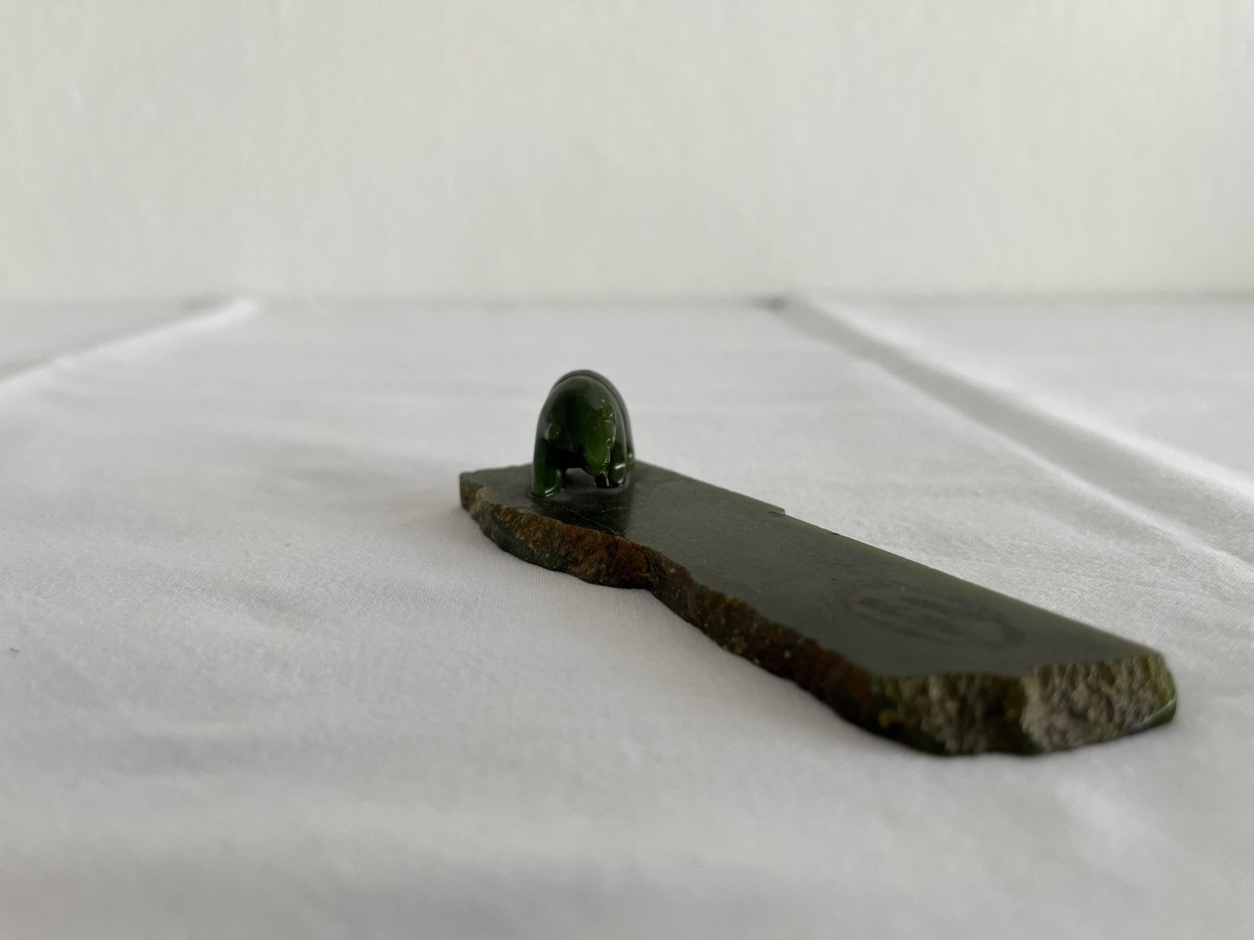 Statuette: Bär aus grünem Stein – Usato da Wetzikon ZH venduto da seli03 3