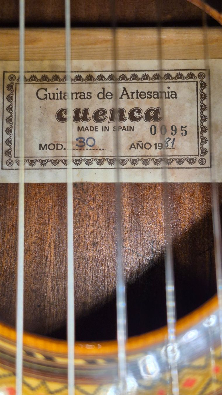 Strumenti musicali: Akustik Gitarre Cuenca 30 – Usato da Winterthur venduto da NorrSydGuitars 8