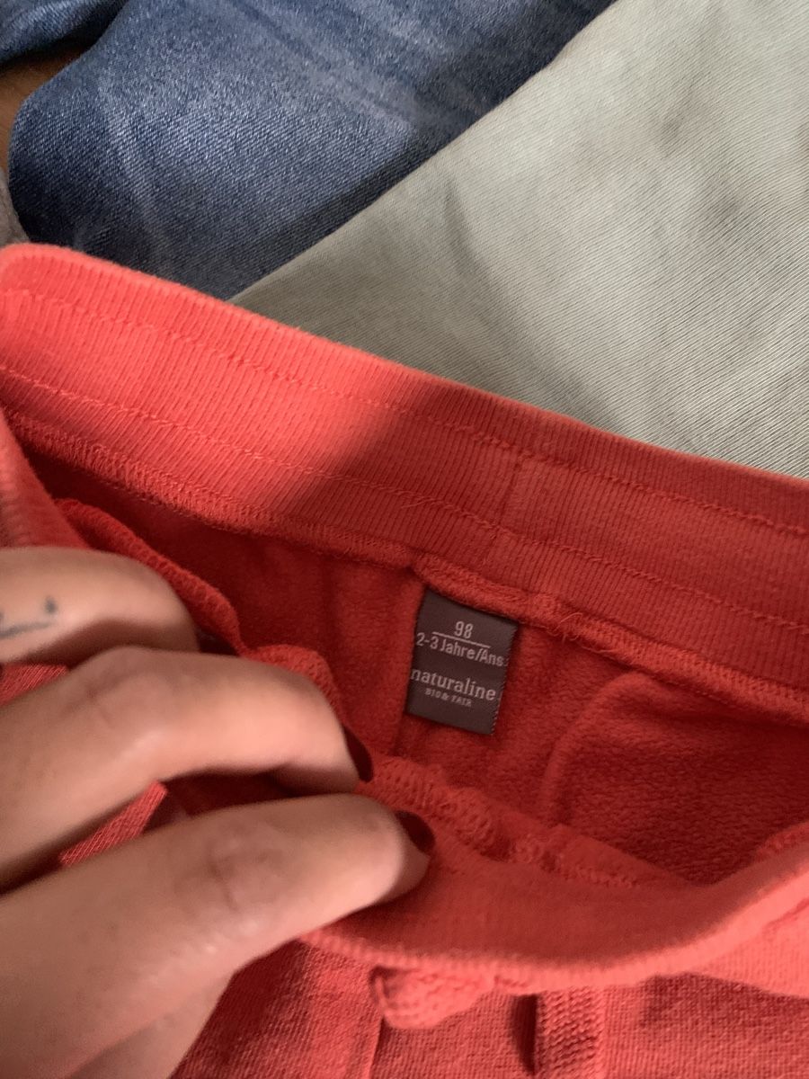 Pantaloni: Kinderhosen – Usato da volketswil venduto da Sisi521 4