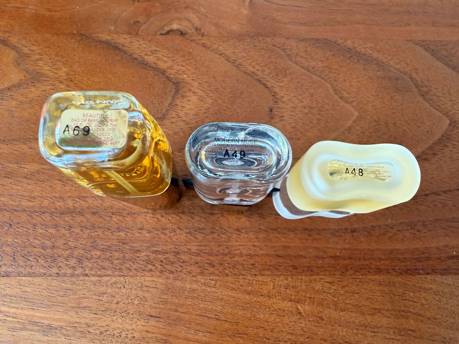 Estée Lauder Parfum & Eau de Toilette: Estée Lauder Mini Parfüm Set mit Etui, neuwertig, – Neu (gemäss Beschreibung) aus Wilen b. Wollerau von rosmarin13 2
